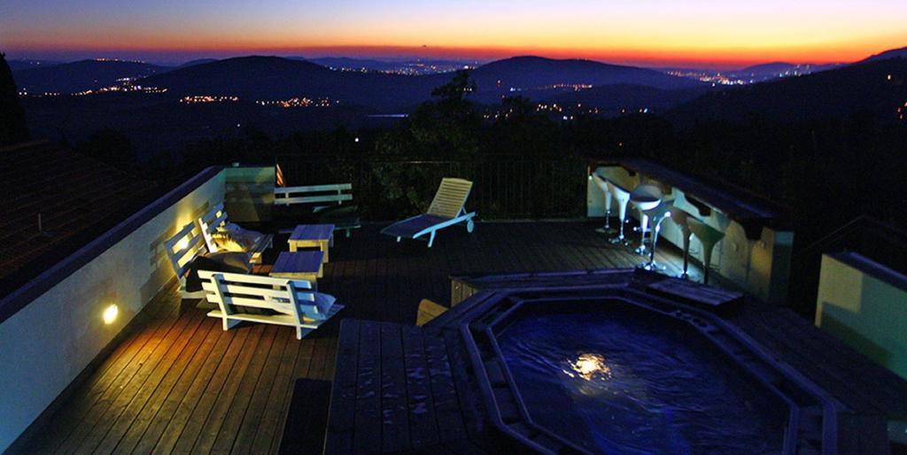 Roof Of The Galilee Villa Amirim Bagian luar foto